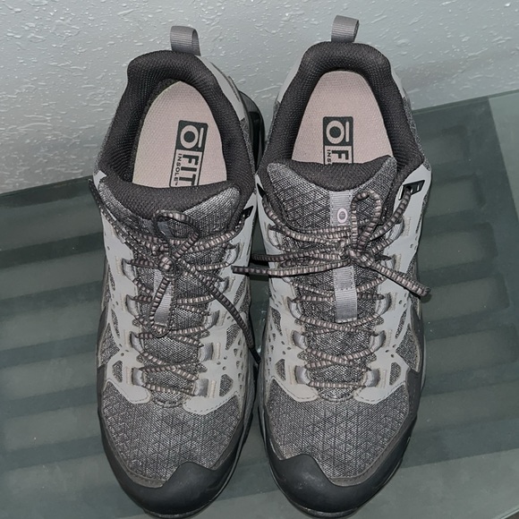 Oboz Women’s Cirque Low Waterproof Hiking Shoes - Picture 5 of 13